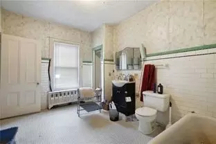 Bath - 274 Harris Ave, Woonsocket, RI 02895 photo 3 of 4