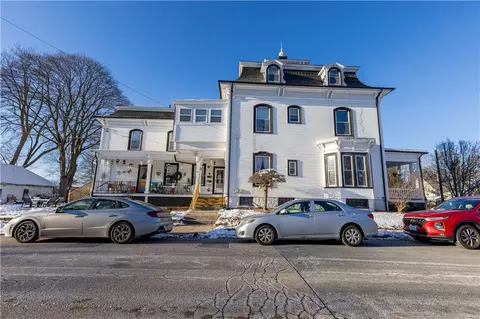 Exterior - 274 Harris Ave, Woonsocket, RI 02895 photo 4 of 5
