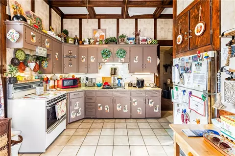 Kitchen - 274 Harris Ave, Woonsocket, RI 02895 photo 2 of 4
