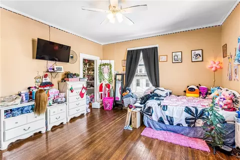 Bedroom - 274 Harris Ave, Woonsocket, RI 02895 photo 2 of 11