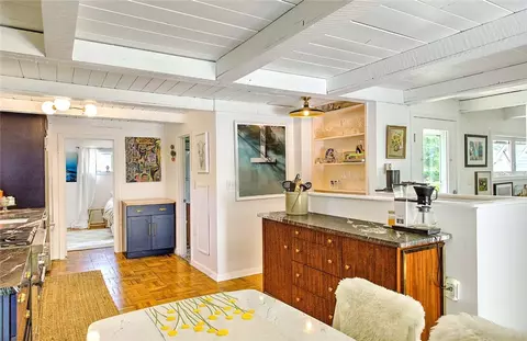 Kitchen - 33 W Main Rd, Little Compton, RI 02837 photo 2 of 8