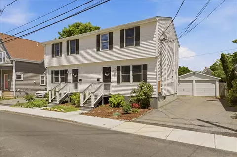 13 Tilley Ave, Newport, RI 02840