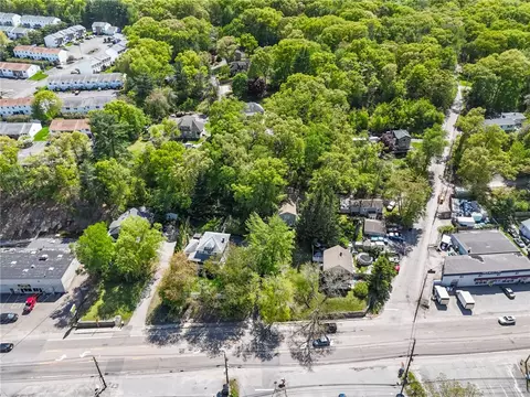 214 Putnam Pike, Johnston, RI 02919