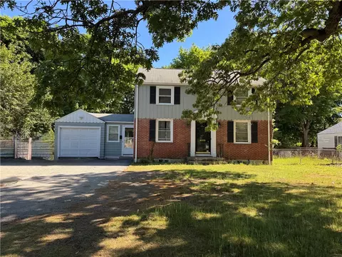 Exterior - 199 Main Ave, Warwick, RI 02886 photo 2 of 3