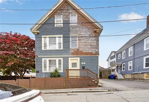 26 Ashland Pl, New Bedford, MA 02740