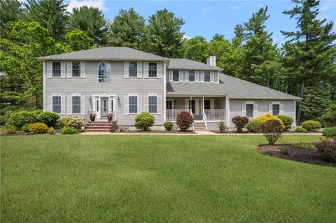 95 River Farm Dr, East Greenwich, RI 02818