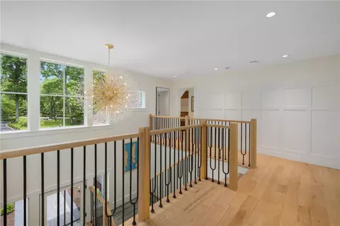 Entry Way - 31 Wright Ln, Jamestown, RI 02835 photo 6 of 6