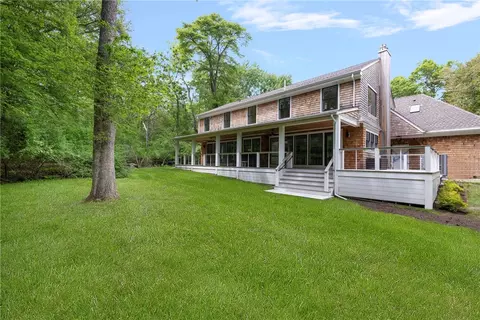 Exterior - 31 Wright Ln, Jamestown, RI 02835 photo 7 of 11