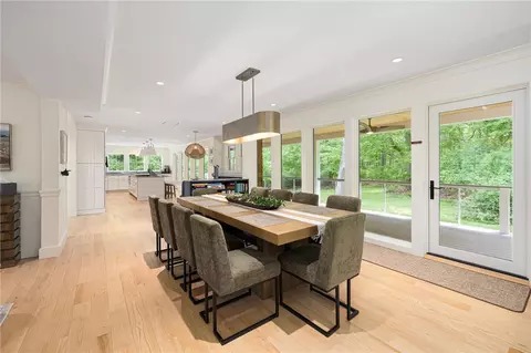 Dining - 31 Wright Ln, Jamestown, RI 02835 photo 2 of 5