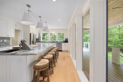 Kitchen - 31 Wright Ln, Jamestown, RI 02835 photo 2 of 6