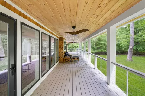Exterior - 31 Wright Ln, Jamestown, RI 02835 photo 3 of 11