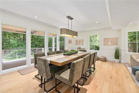 Dining - 31 Wright Ln, Jamestown, RI 02835 photo 1 of 5