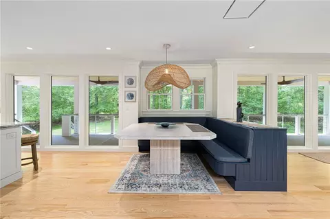 Dining - 31 Wright Ln, Jamestown, RI 02835 photo 3 of 5