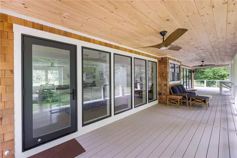 Exterior - 31 Wright Ln, Jamestown, RI 02835 photo 4 of 11