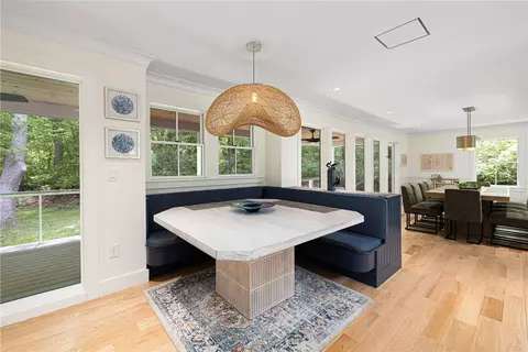 Dining - 31 Wright Ln, Jamestown, RI 02835 photo 4 of 5