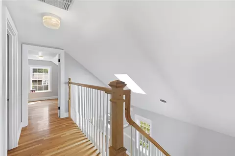 Entry Way - 5 Thayer Pl, Warwick, RI 02888 photo 2 of 4