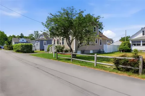 Other - 5 Thayer Pl, Warwick, RI 02888 photo 1 of 8