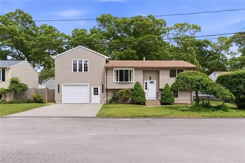 20 Killey Ave, Warwick, RI 02889