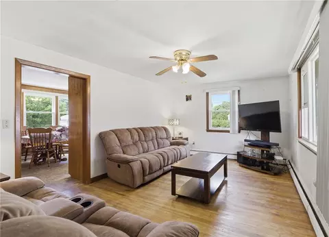 Living - 129 Dewolf Ave, Bristol, RI 02809 photo 1 of 2
