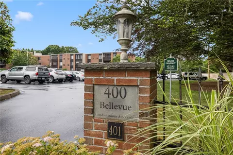 401 Bellevue Ave #308, Newport, RI 02840