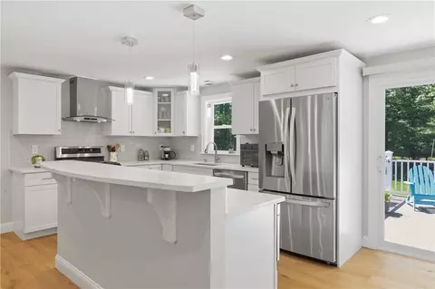 Kitchen - 1864 Flat River Rd, Coventry, RI 02816 photo 3 of 5