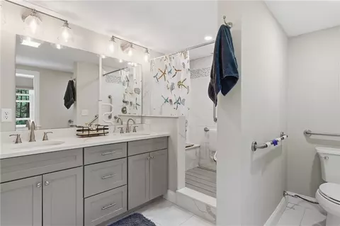 Bath - 1864 Flat River Rd, Coventry, RI 02816 photo 1 of 5
