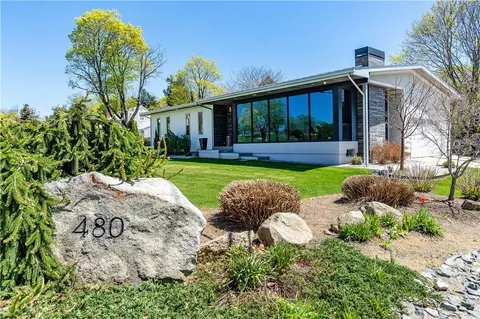 480 Ives Road Rd, East Greenwich, RI 02818