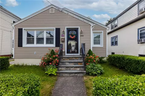 200 Unit St, Providence, RI 02909