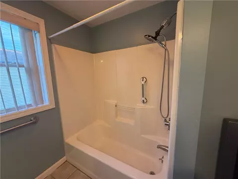 Bath - 285 Saint Louis Ave, Woonsocket, RI 02895 photo 2 of 7