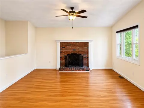 Living - 285 Saint Louis Ave, Woonsocket, RI 02895 photo 1 of 10