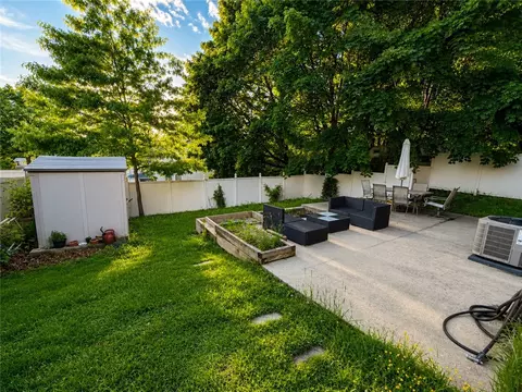 Exterior - 285 Saint Louis Ave, Woonsocket, RI 02895 photo 8 of 9