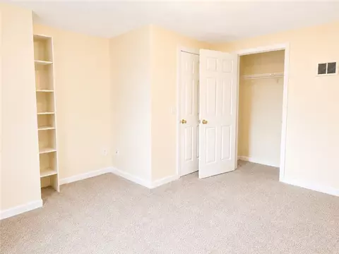 Bedroom - 285 Saint Louis Ave, Woonsocket, RI 02895 photo 6 of 12
