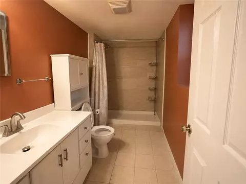 Bath - 285 Saint Louis Ave, Woonsocket, RI 02895 photo 5 of 7