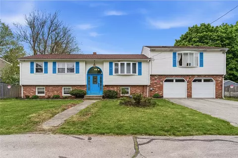 20 Stewart St, Warwick, RI 02889