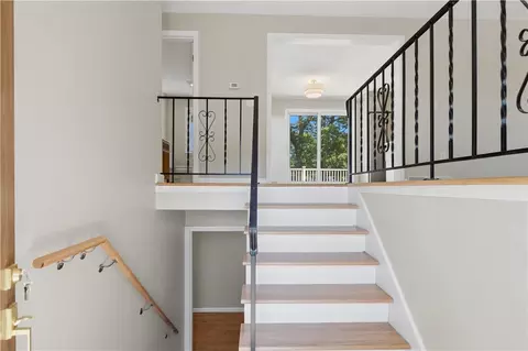 Entry Way - 247 Asylum Rd, Warwick, RI 02886 photo 1 of 3