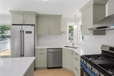 Kitchen - 247 Asylum Rd, Warwick, RI 02886 photo 2 of 3
