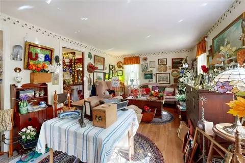 Living - 1503 Putnam Pike, Glocester, RI 02814 photo 5 of 5