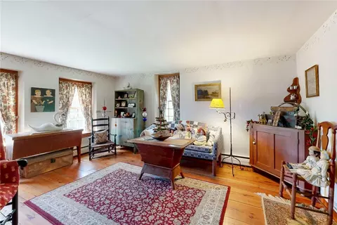 Living - 1503 Putnam Pike, Glocester, RI 02814 photo 4 of 5