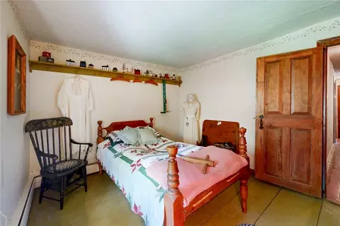 Bedroom - 1503 Putnam Pike, Glocester, RI 02814 photo 4 of 7