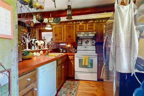 Kitchen - 1503 Putnam Pike, Glocester, RI 02814 photo 1 of 1