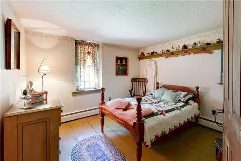 Bedroom - 1503 Putnam Pike, Glocester, RI 02814 photo 7 of 7