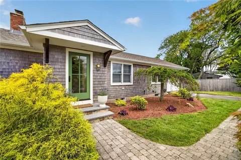 168 Weeden Rd, South Kingstown, RI 02879