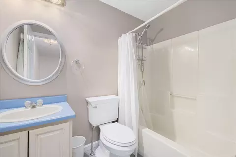 Bath - 35 Gianna Dr, Cranston, RI 02921 photo 2 of 2
