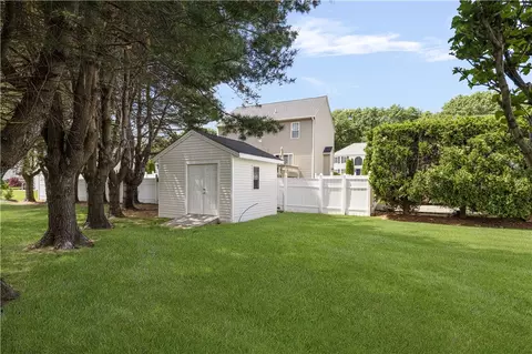 Exterior - 35 Gianna Dr, Cranston, RI 02921 photo 14 of 20