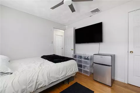 Bedroom - 35 Gianna Dr, Cranston, RI 02921 photo 5 of 6