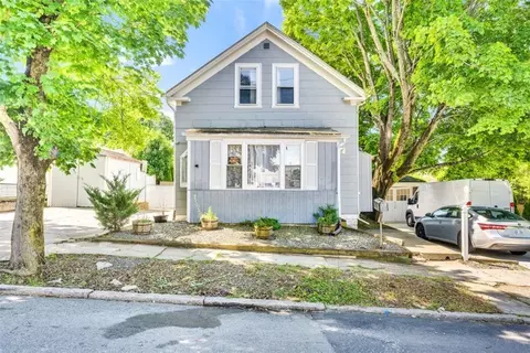 203 Farmington Ave, Cranston, RI 02920