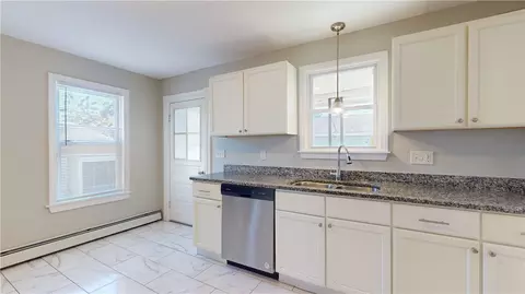 Entry Way - 127 3rd Ave, Woonsocket, RI 02895 photo 1 of 4