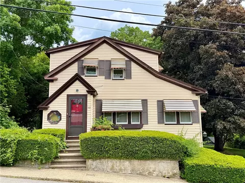 59 Clyde St, West Warwick, RI 02893