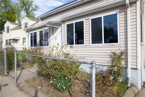 974 Manton Ave, Providence, RI 02909