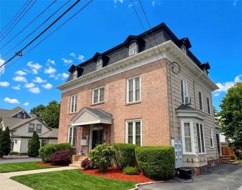4646 Post Rd #5, East Greenwich, RI 02818